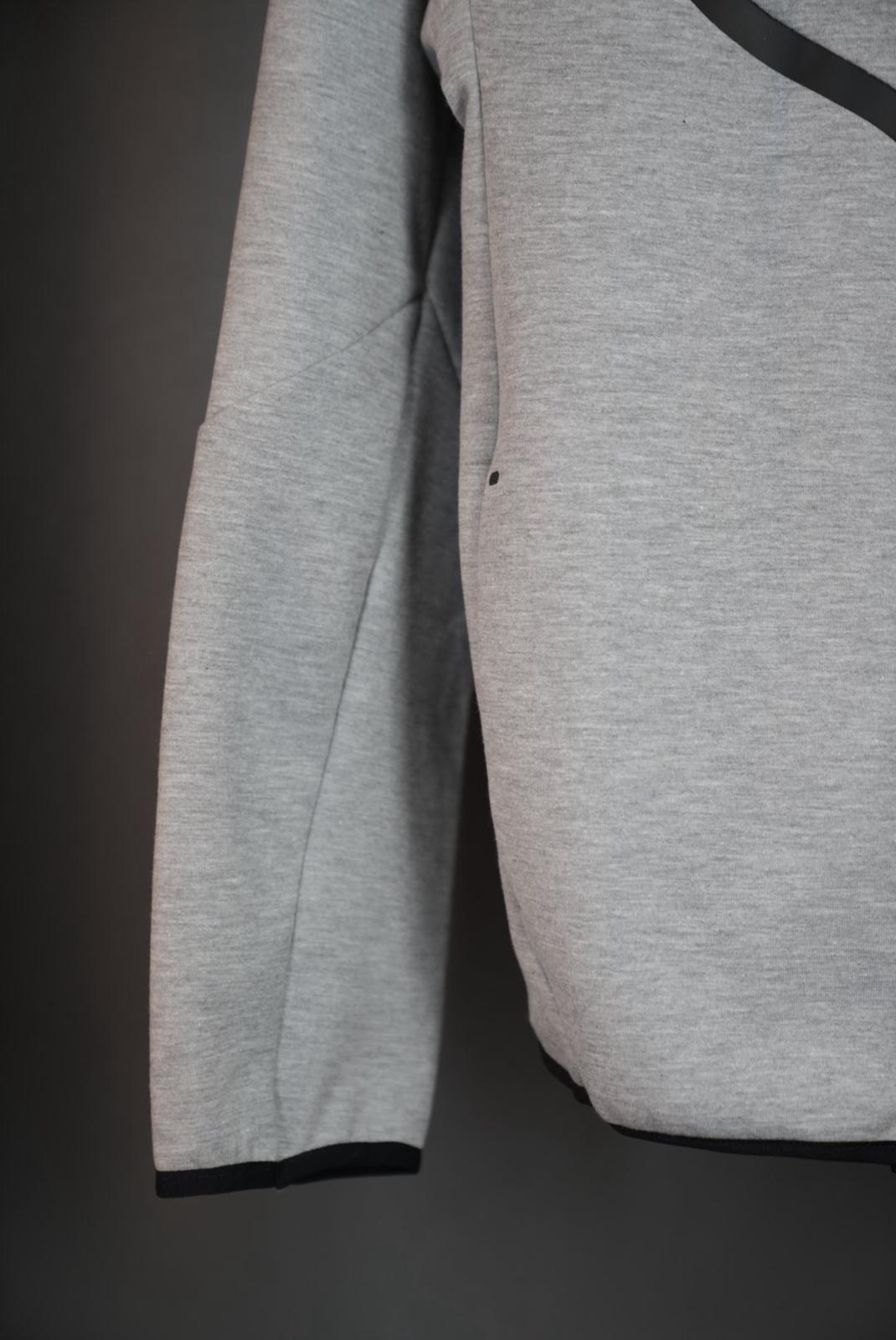 Tuta tech fleece 2025
