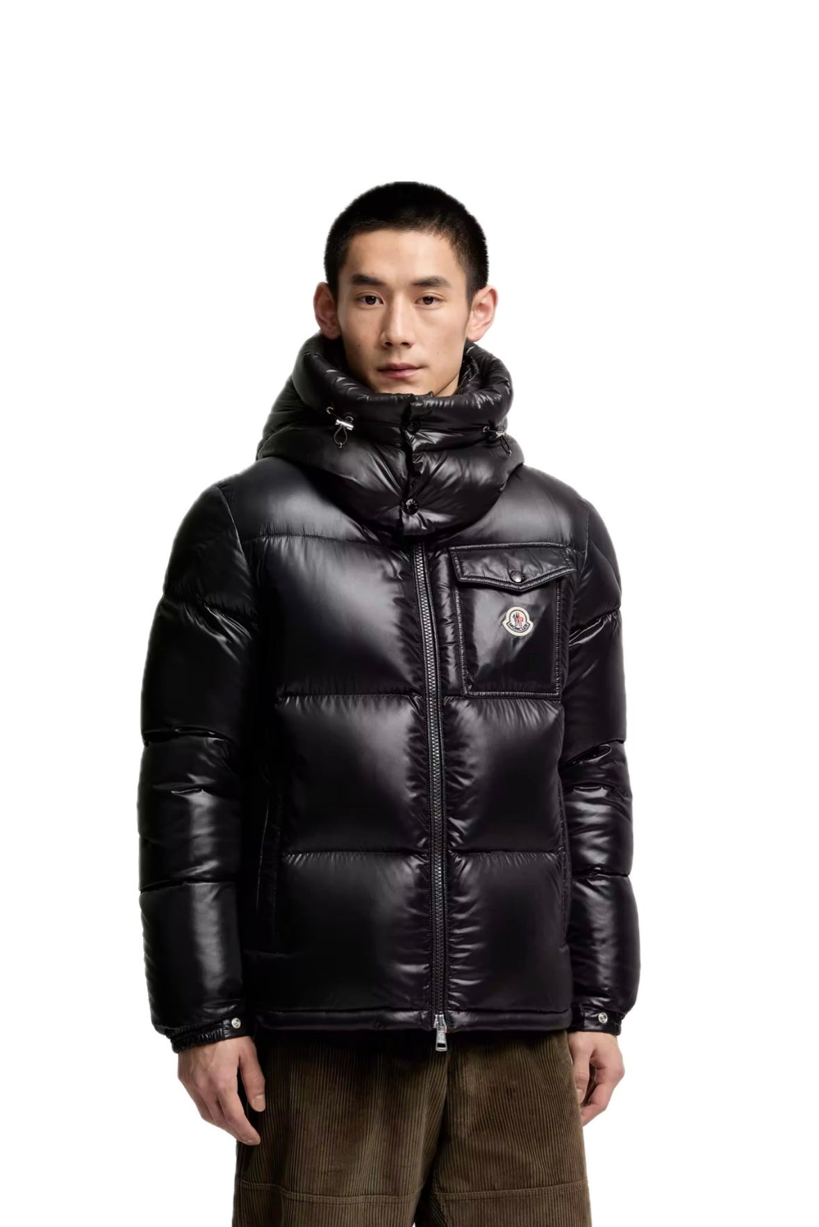 Piumino corto con cappuccio Montbeliard