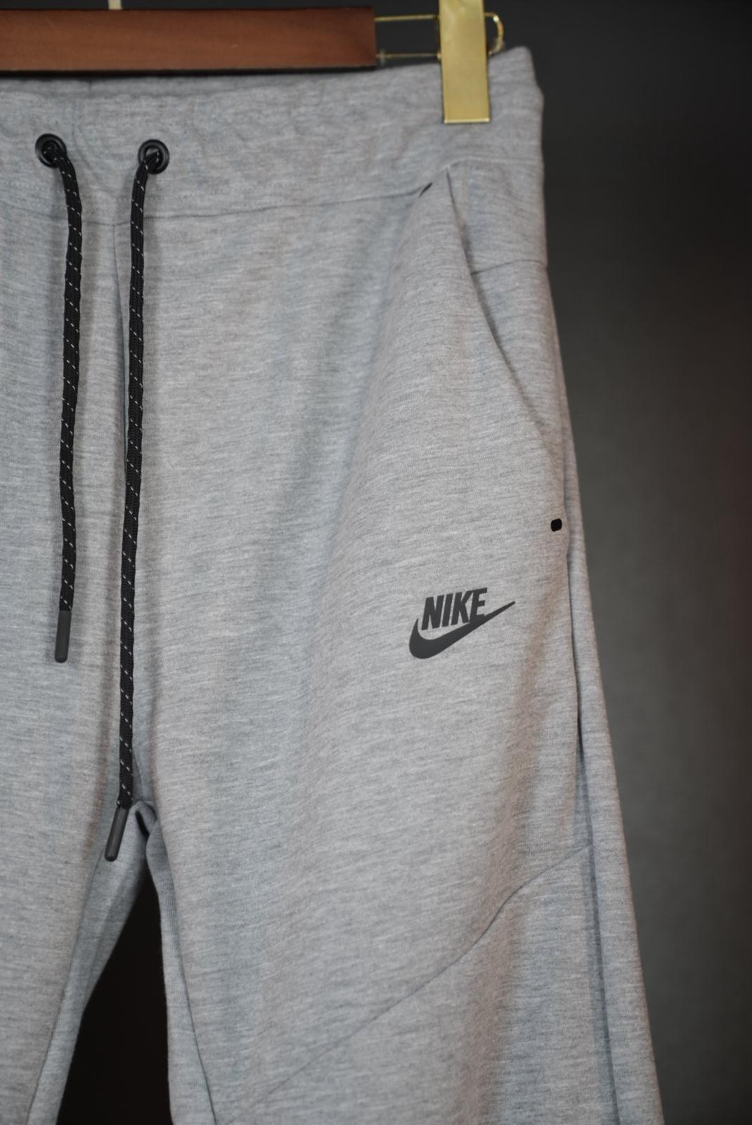 Tuta tech fleece 2025