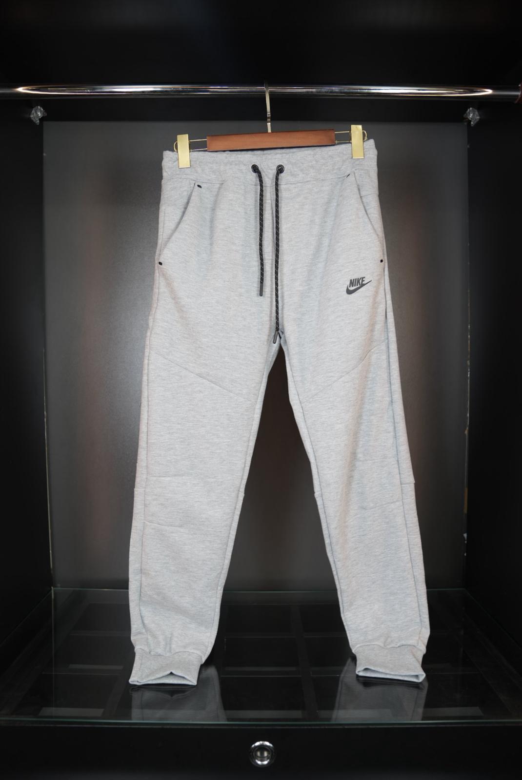 Tuta tech fleece 2025